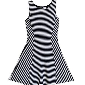 H&M women’s maxi , body con   Skater style dress